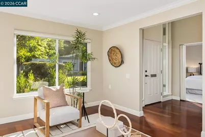 1401 Skycrest Dr #4, Walnut Creek, CA 94595 - Photo 6