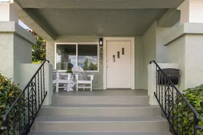 367 Cavour Street, Oakland, CA 94618 - Photo 6