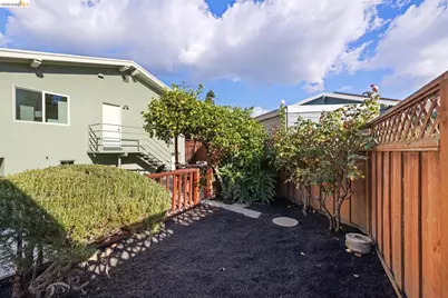 367 Cavour Street, Oakland, CA 94618 - Photo 42