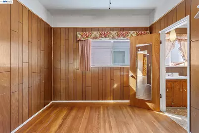 874 Arlington Ave, Oakland, CA 94608 - Photo 22