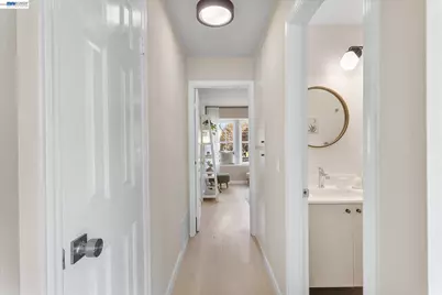 135 Weymouth Ct, Alameda, CA 94502 - Photo 22
