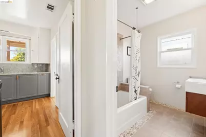 117 Carmel Ave, El Cerrito, CA 94530 - Photo 22