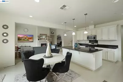 1140 Duomo Way, Manteca, CA 95337 - Photo 8