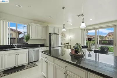 1140 Duomo Way, Manteca, CA 95337 - Photo 14