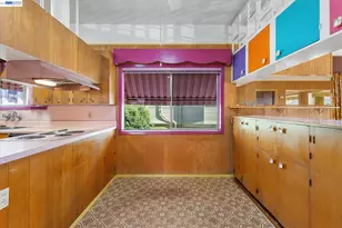 874 Arlington Ave, Oakland, CA 94608 - Photo 16