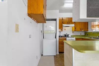 874 Arlington Ave, Oakland, CA 94608 - Photo 42