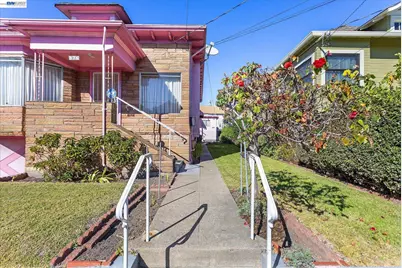 874 Arlington Ave, Oakland, CA 94608 - Photo 4
