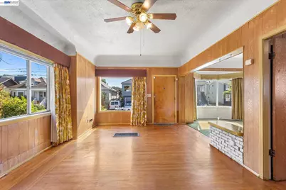 874 Arlington Ave, Oakland, CA 94608 - Photo 10
