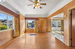 874 Arlington Ave, Oakland, CA 94608 - Photo 10
