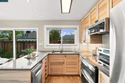 825 Oak Grove Rd #98, Concord, CA 94518 - Photo 10