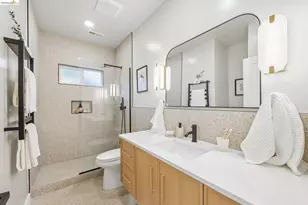4956 Manila Ave, Oakland, CA 94609 - Photo 18