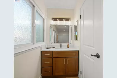 8047 Del Monte Ave, Newark, CA 94560 - Photo 26