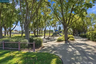 37 San Piedras Pl, San Ramon, CA 94583 - Photo 26