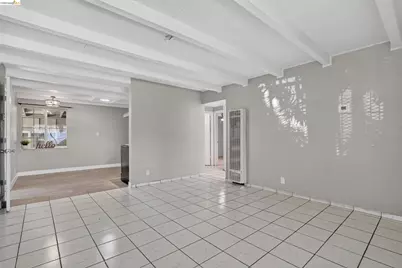 102 Bruno Ave, Pittsburg, CA 94565 - Photo 8