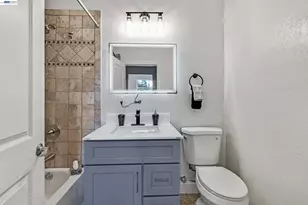 2248 22nd St, Oakland, CA 94606 - Photo 12