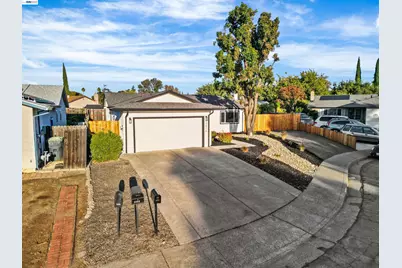 2076 Harte Ct, Fairfield, CA 94533 - Photo 4