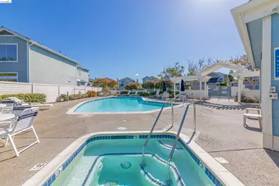 34 Seabreeze Dr, Richmond, CA 94804 - Photo 82