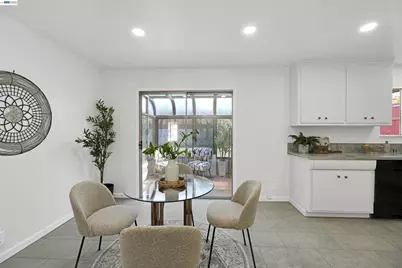 20114 Normandy Ct, Castro Valley, CA 94546 - Photo 14