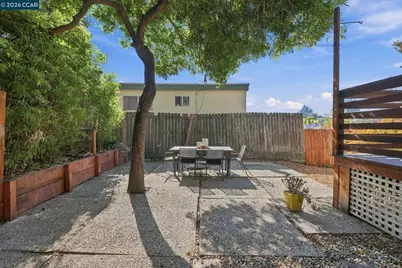 430 Adams St, Oakland, CA 94610 - Photo 44