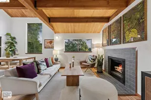 318 Capricorn Ave, Oakland, CA 94611 - Photo 2