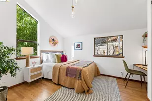 318 Capricorn Ave, Oakland, CA 94611 - Photo 18