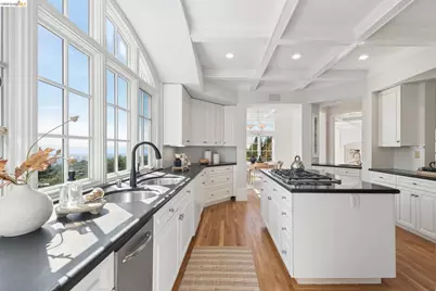 13145 Skyline Blvd, Oakland, CA 94619 - Photo 30