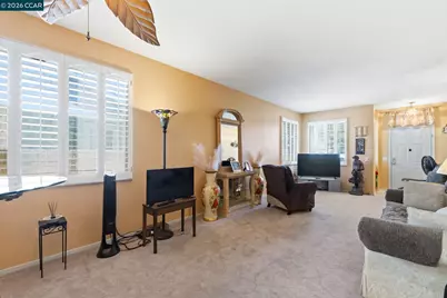 218 Bartlett Lane, Vacaville, CA 95687 - Photo 14