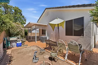 218 Bartlett Lane, Vacaville, CA 95687 - Photo 6