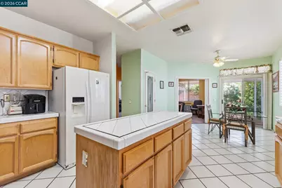 218 Bartlett Lane, Vacaville, CA 95687 - Photo 22