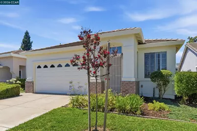 218 Bartlett Lane, Vacaville, CA 95687 - Photo 2