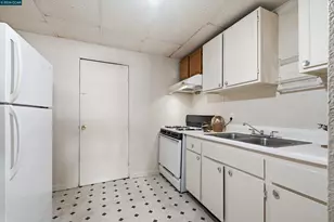 2150 35th Ave, Oakland, CA 94601 - Photo 12