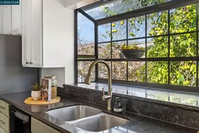 2176 48th Ave, Oakland, CA 94601 - Photo 24