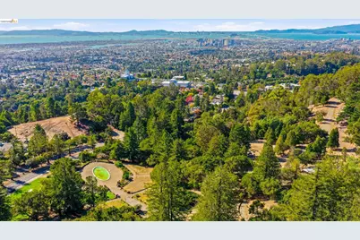 3505 Brunell Dr, Oakland, CA 94602 - Photo 38