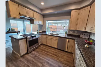 2965 Meridien Cir, Union City, CA 94587 - Photo 6