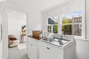 662 65th St, Oakland, CA 94609 - Photo 22