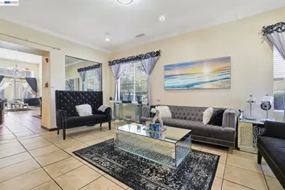 3209 Beretania Way, Sacramento, CA 95834 - Photo 6