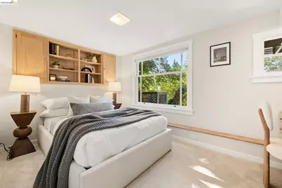 1004 Elbert St, Oakland, CA 94602 - Photo 28