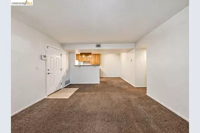 1251 Lakeview Cir, Pittsburg, CA 94565 - Photo 4