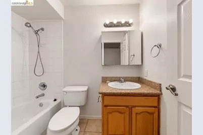 1251 Lakeview Cir, Pittsburg, CA 94565 - Photo 24