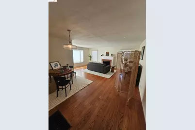 10600 Sheldon St, Oakland, CA 94605 - Photo 4