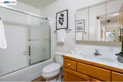 2137 Otis Dr #204, Alameda, CA 94501 - Photo 16