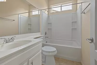 1169 Park West Dr, Pittsburg, CA 94565 - Photo 10