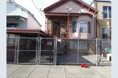 1623 11th Ave - Photo 1