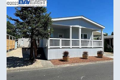 38 Darcy Dr - Photo 1