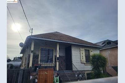 1238 97th Ave - Photo 1