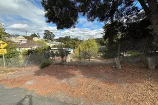 677 Renfrew Rd, El Sobrante, CA 94803 - Photo 1