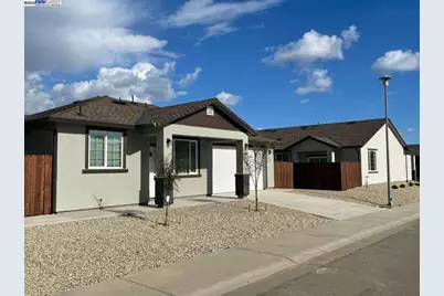 901 Rio Robles Ave, Sacramento, CA 95838 - Photo 1