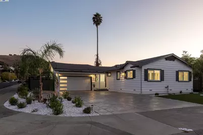 45 Ebbtide Psge, Corte Madera, CA 94925 - Photo 1