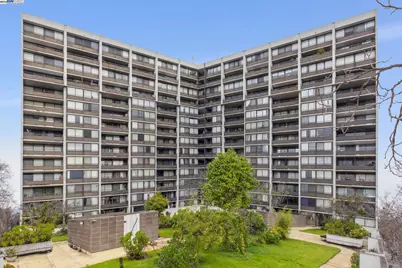 801 Franklin St #410, Oakland, CA 94607 - Photo 1