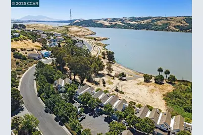 32 Shoal Dr, Vallejo, CA 94591 - Photo 1